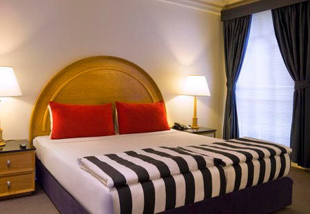 Vibe Savoy Hotel Melbourne - Accommodation Southport 4