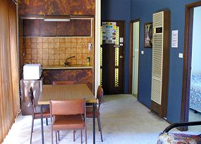 Arch Motel - Accommodation Southport 1