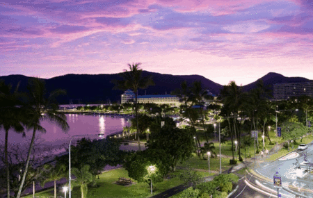 Mantra Esplanade - Southport Accommodation