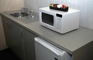 Oasis By The Lake - Southport Accommodation 2