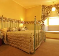 The Russell Hotel - Accommodation Southport