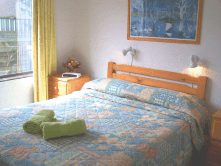 Peninsular Apartments - Southport Accommodation 3