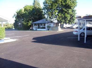 Colonial Court Motor Inn - Southport Accommodation 3