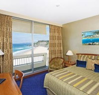 Quality Hotel Noahs on the Beach - Southport Accommodation