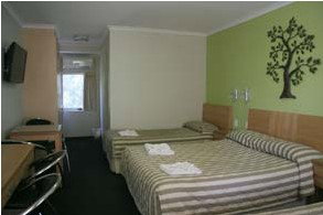 Queensgate Motel - Accommodation Southport 2