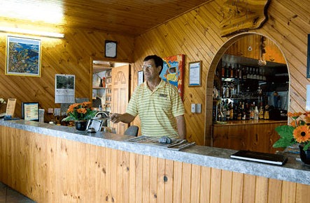 Barrier Reef Motel - Southport Accommodation 5