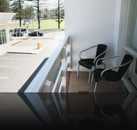 Watermark Glenelg - Accommodation Southport