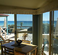 The Macs Beachfront Villas - Southport Accommodation