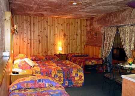 Comfort Inn Coober Pedy Experience - Accommodation Southport 2