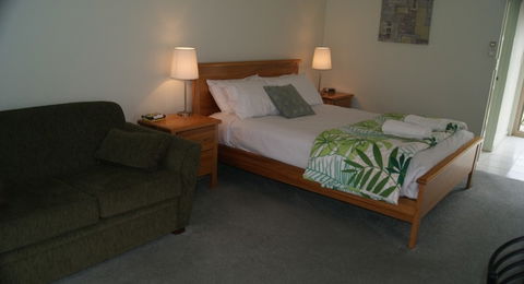 Euroa Motor Inn - Southport Accommodation 3