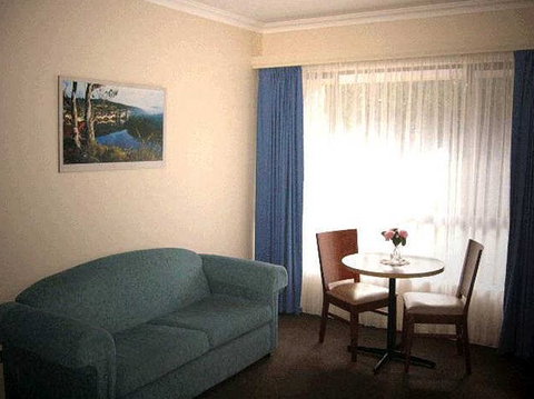 Victoria Lodge Motor Inn And Apartments - Accommodation Southport 4