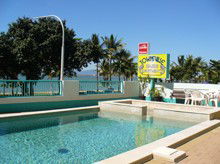 Townsville Seaside Holiday Apartments - Accommodation Southport 1