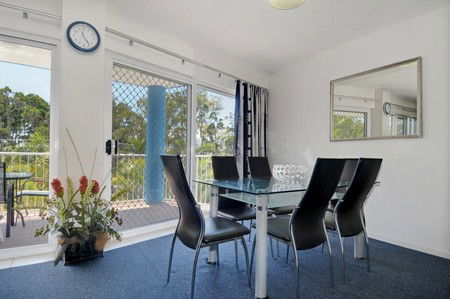 White Crest Luxury Apartments - Southport Accommodation 2