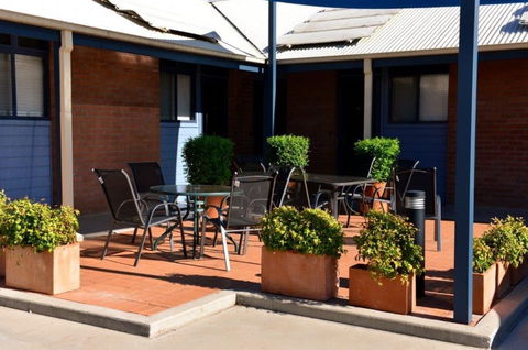 Albert Motel - Southport Accommodation 1