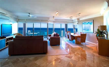 AA Oceana On Broadbeach - Accommodation Southport 8