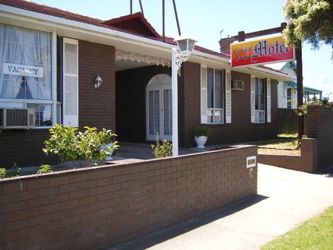 Colonial Lodge Motel - Southport Accommodation 0