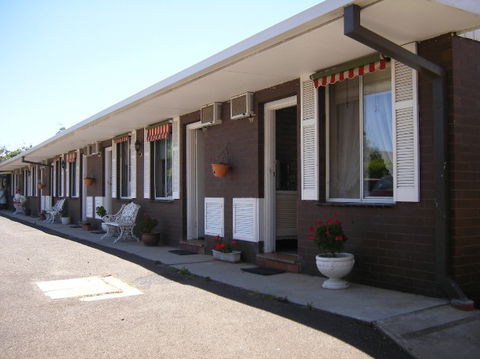 Colonial Lodge Motel - Southport Accommodation 1