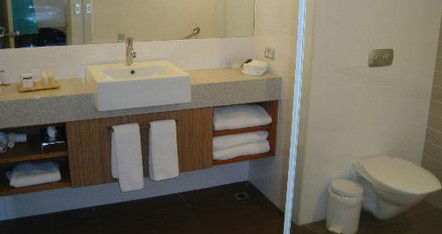 Desert Gardens Hotel - Accommodation Southport 3