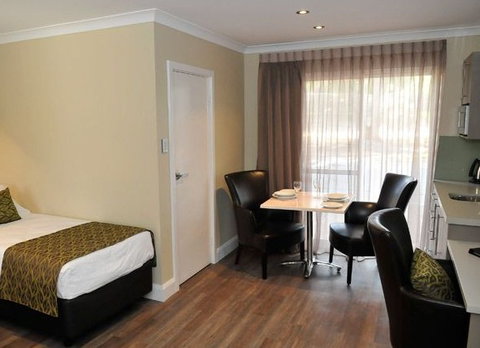 Bentley Motel - Accommodation Southport 3