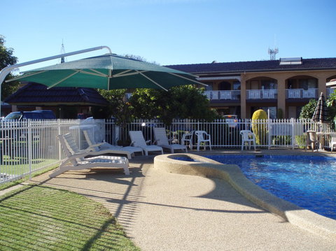 Lake View Motel - Southport Accommodation 1