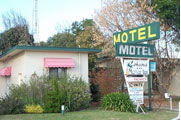 COHUNA MOTOR INN - Southport Accommodation 0
