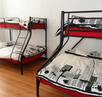 Our House Backpackers - Accommodation Southport