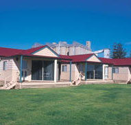 The Mac's Beachfront Villas - Southport Accommodation