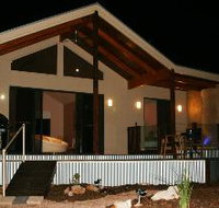 Pike River Luxury Villas - Accommodation Southport