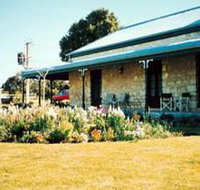 Robe House - Southport Accommodation
