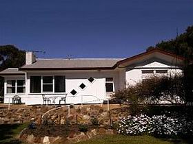 The Pines Holiday Home - Southport Accommodation 0