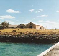 Mt Dutton Bay Woolshed Hostel - Accommodation Southport