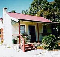 Trinity Cottage - Southport Accommodation