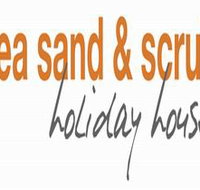 Sea Sand and Scrub Holiday House - Southport Accommodation
