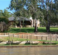 Roonka Riverfront Cottages - Accommodation Southport