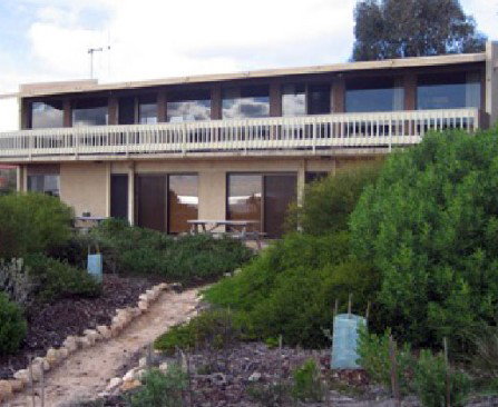 Moonta Bay Beach Villas - Southport Accommodation 1
