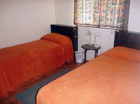 Oaklands Fishing Cottage - Accommodation Southport 5