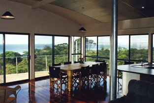 Saar Beach House - Accommodation Southport 1