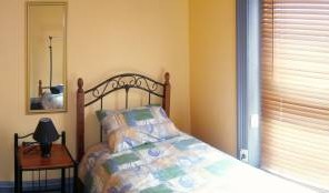 The Cornucopia Hotel - Accommodation Southport 2