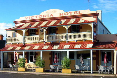 Victoria Hotel - Strathalbyn - Southport Accommodation 1