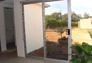 Luxury Vineyard Cottage On Pike River, Lyrup - Accommodation Southport 3