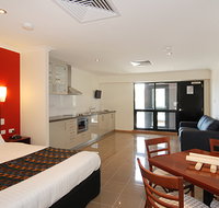 Tanunda Hotel Apartments - Southport Accommodation