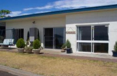 Dudley West SA Accommodation Southport