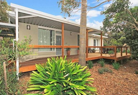 Sea Sand And Scrub Holiday House - Southport Accommodation 10