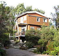 Piners Loft - The - Accommodation Southport