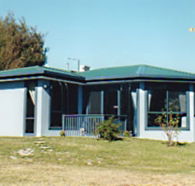 Homelea Accommodation Spa Cottage and Apartments - Southport Accommodation