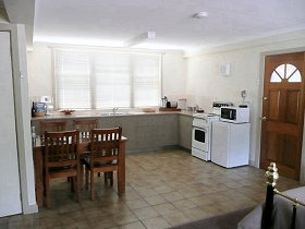Campania TAS Southport Accommodation