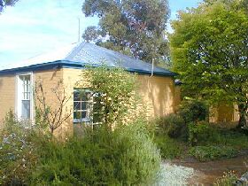 Richmond Coachmans Rest - Accommodation Southport 0