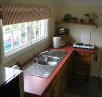 Groombridge Cottage - Southport Accommodation