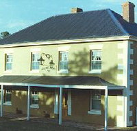 Wilmot Arms Inn - Southport Accommodation