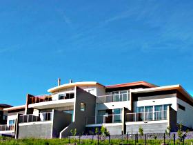 The Cove Kettering - Accommodation Southport 0